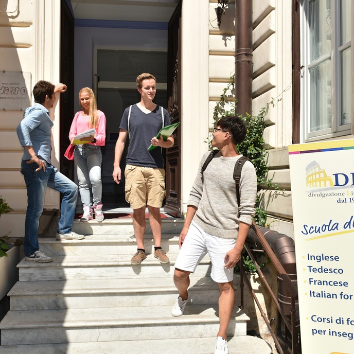 Nyelvtanulás külföldön - külföldi nyelvtanfolyam - ILT utazások